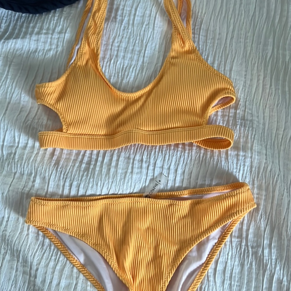 Cupshe Bikini